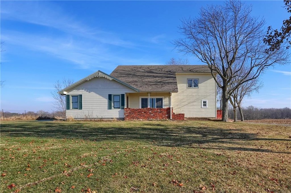 10238 N Division Rd, Fountaintown, IN 46130 - photo 1