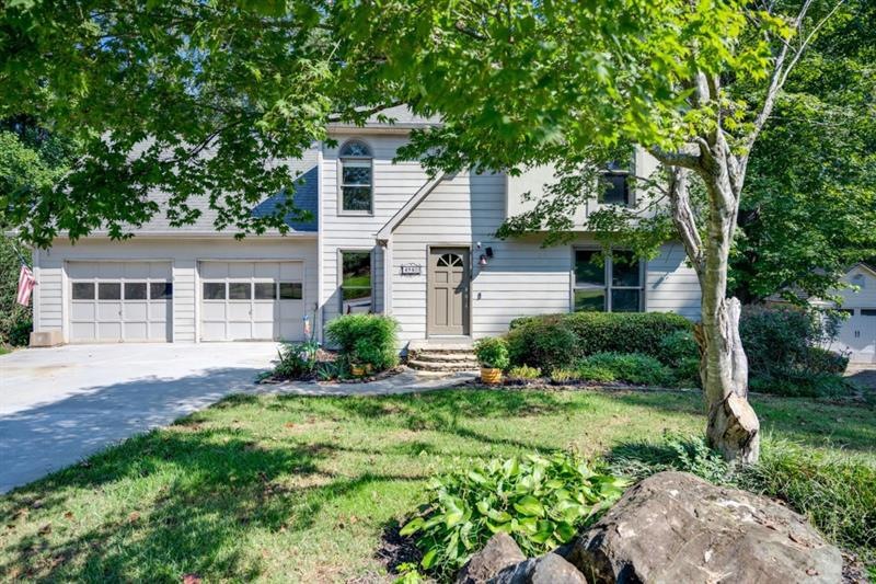 4940 Willow Cove Way, Marietta, GA 30066 - photo 1