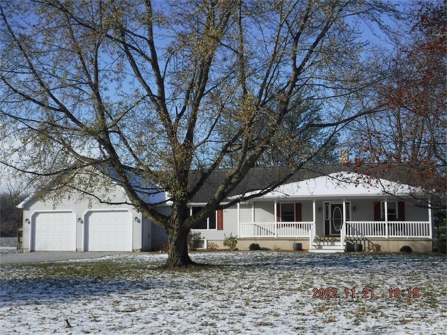 11135 N 1000 W, Nappanee, IN 46550 - photo 1