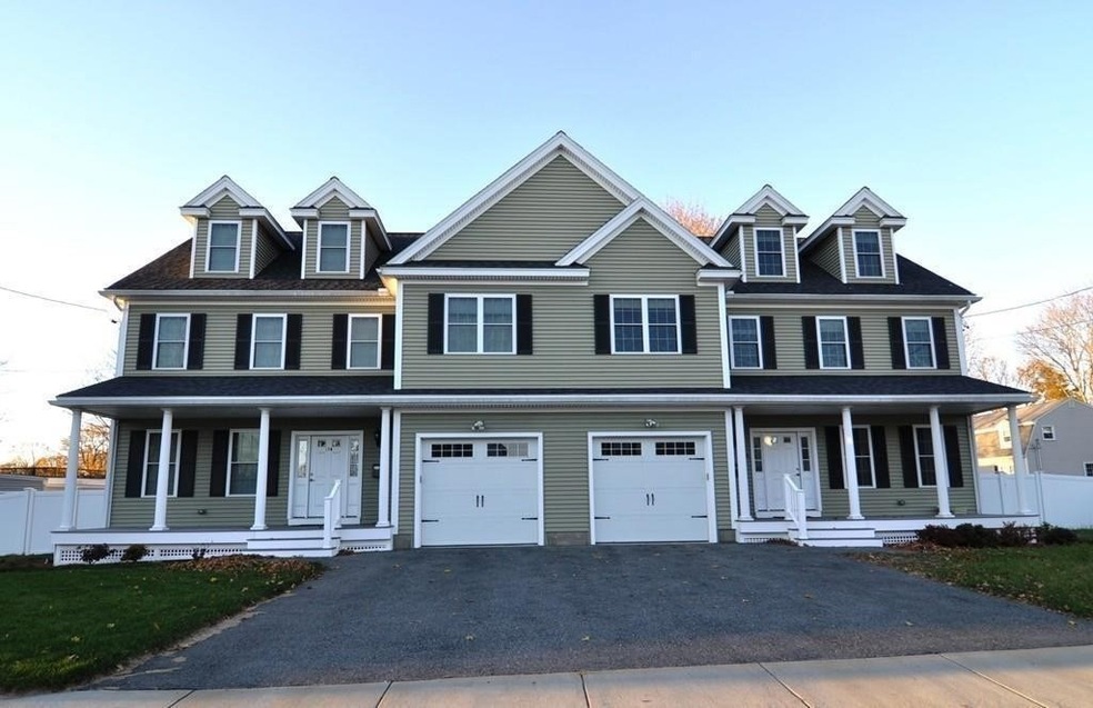 17 Richardson St unit B, Woburn, MA 01801 - photo 1