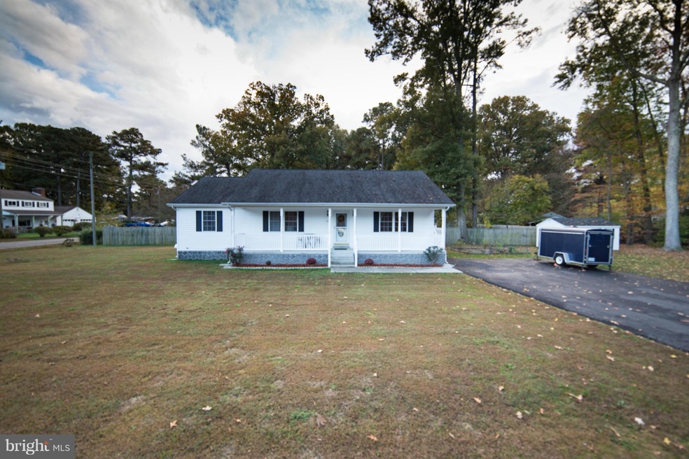 87 Cedar Ln, Colonial Beach, VA 22443 - photo 1