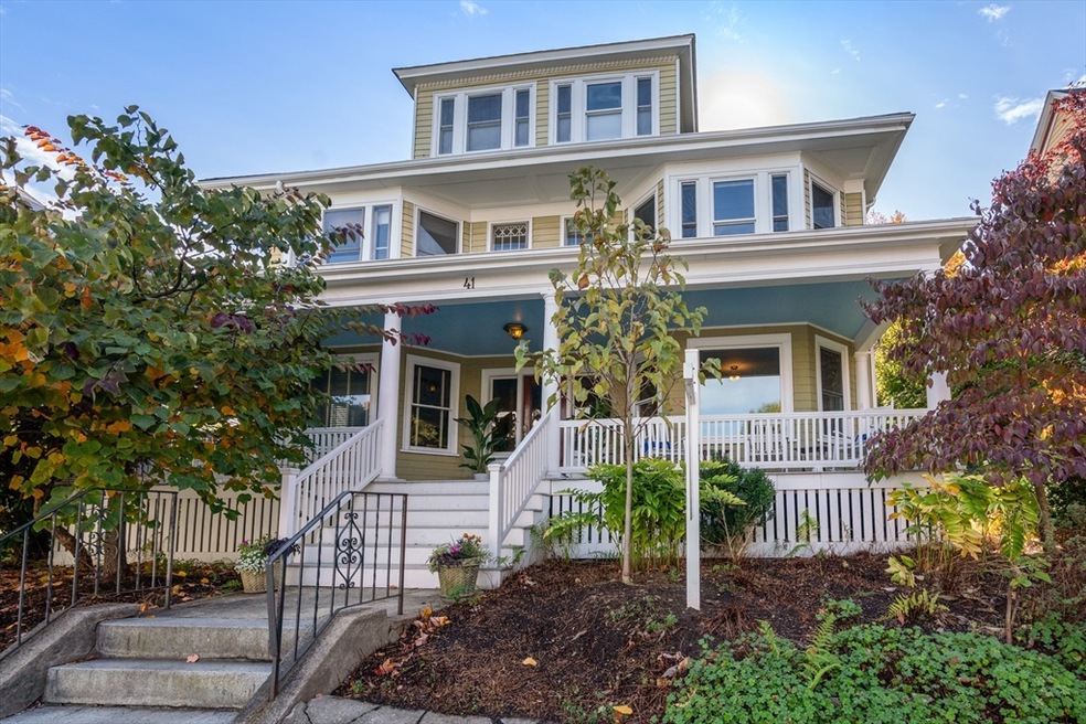 Sold $675,000 • Co-Listing Agent