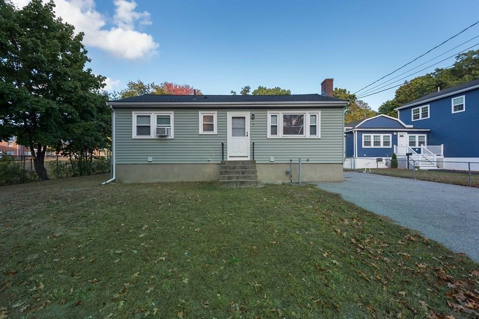 9 Alpena Ave, Woburn, MA 01801 - photo 1