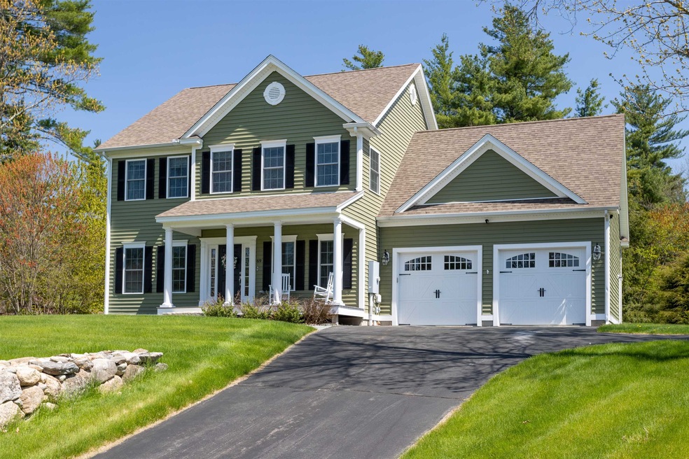 69 Hawthorne Dr, Auburn, NH 03032 - photo 1