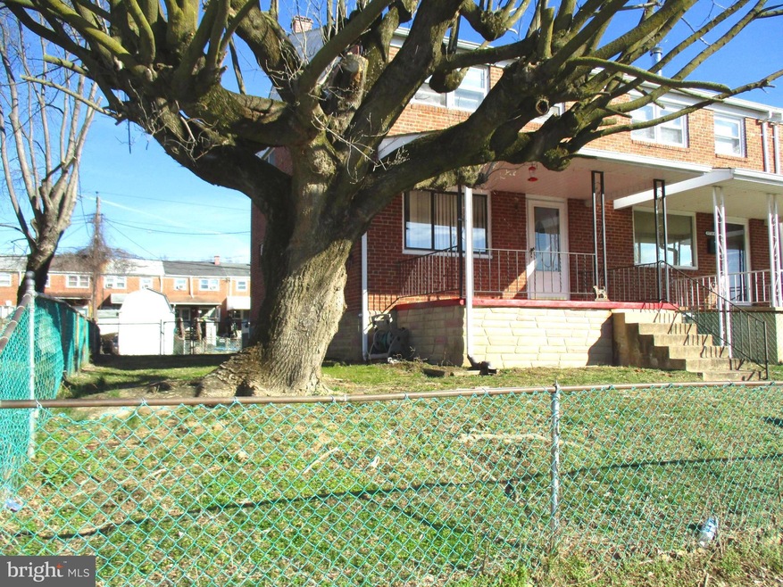 9742 Conmar Rd, Middle River, MD 21220 - photo 1