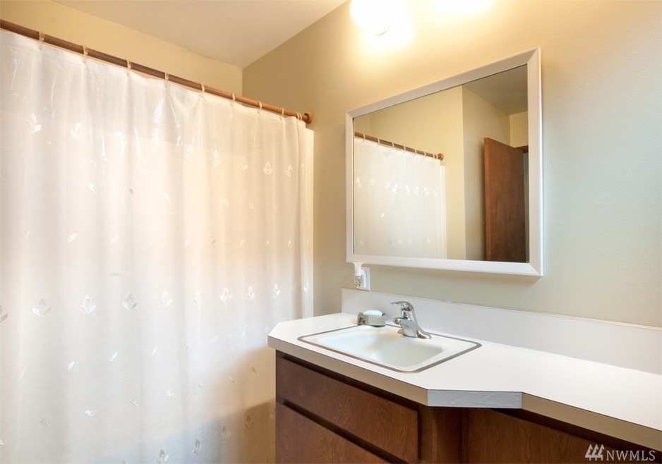 3551 Fairway Ln, Longview, WA 98632 - photo 1