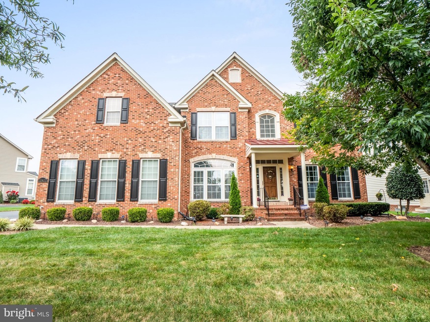 12401 James Madison Ln, Glenn Dale, MD 20769 - photo 1