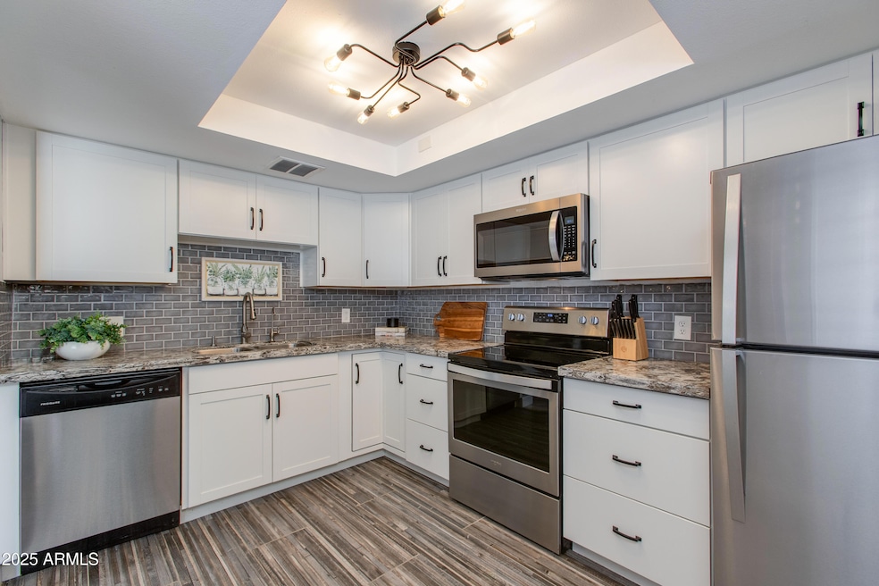 For Sale $414,999 • Co-Listing Agent