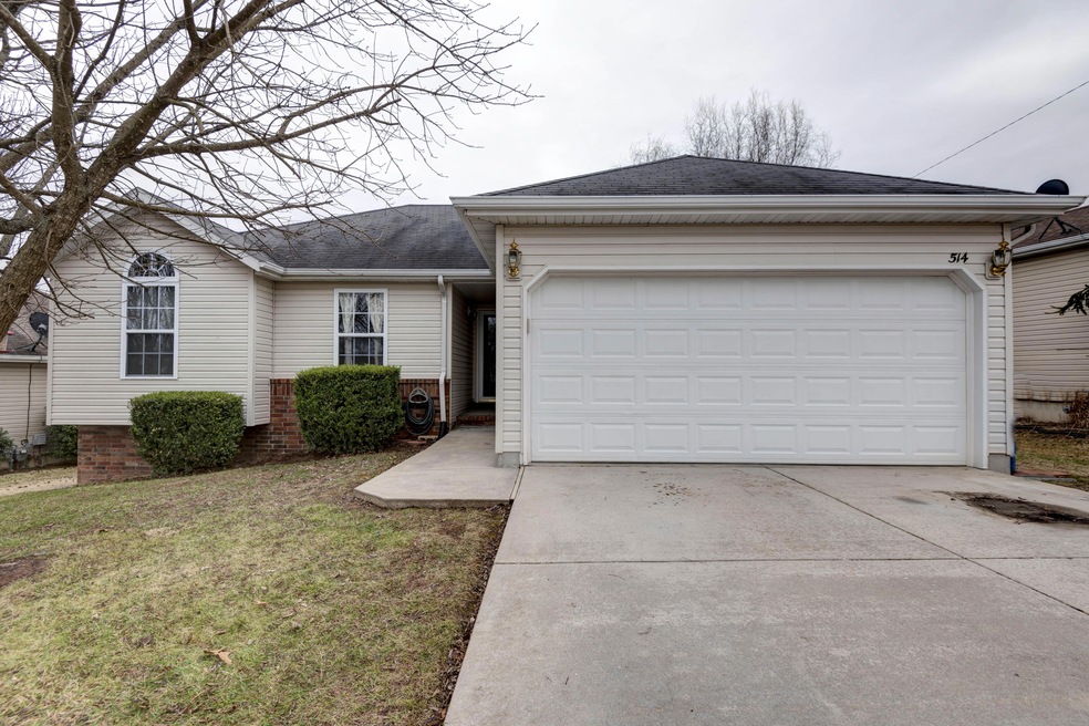 514 W Woodbine Rd, Nixa, MO 65714 - photo 1