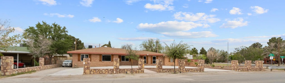 300 Rose Ln, El Paso, TX 79915 - photo 1