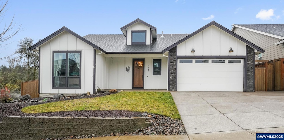411 NW Crater Lake Dr, Dallas, OR 97338 - photo 1