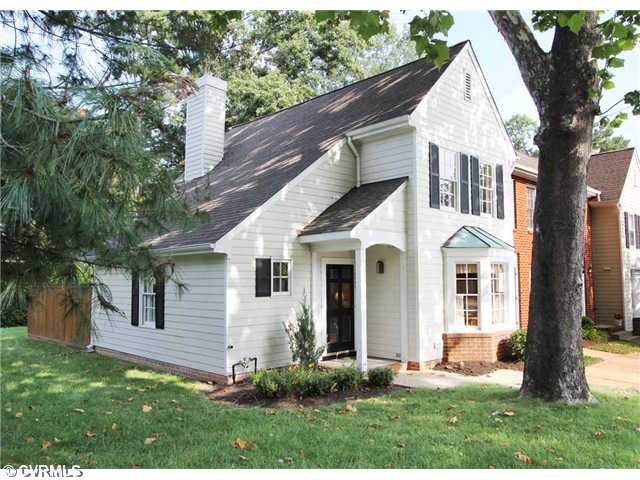 Exterior Front - 6044 Bremo Road: an end unit with first floor bedroom and full bath!