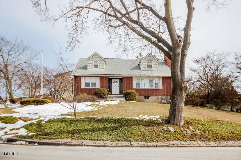 1 Byram Terrace Dr, Greenwich, CT 06831 - photo 1