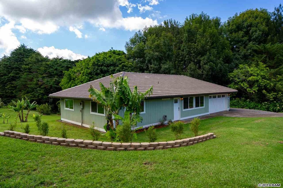 1200 Ehu Rd unit B, Makawao, HI 96768 - photo 1