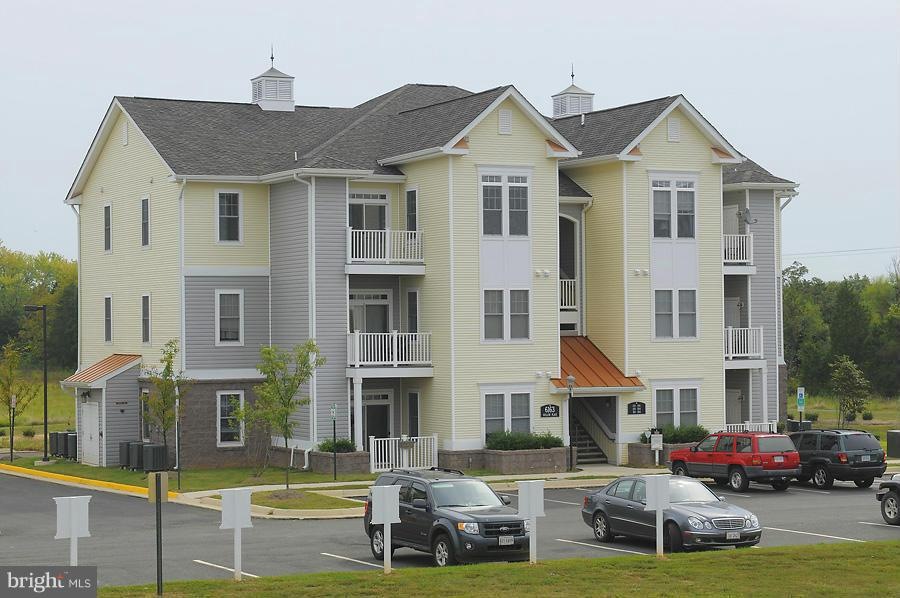 6163 Willow Place unit 204, Bealeton, VA 22712 - photo 1