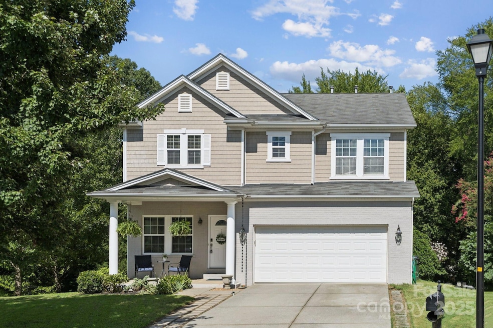 524 Buttercup Way, Fort Mill, SC 29715 - photo 1