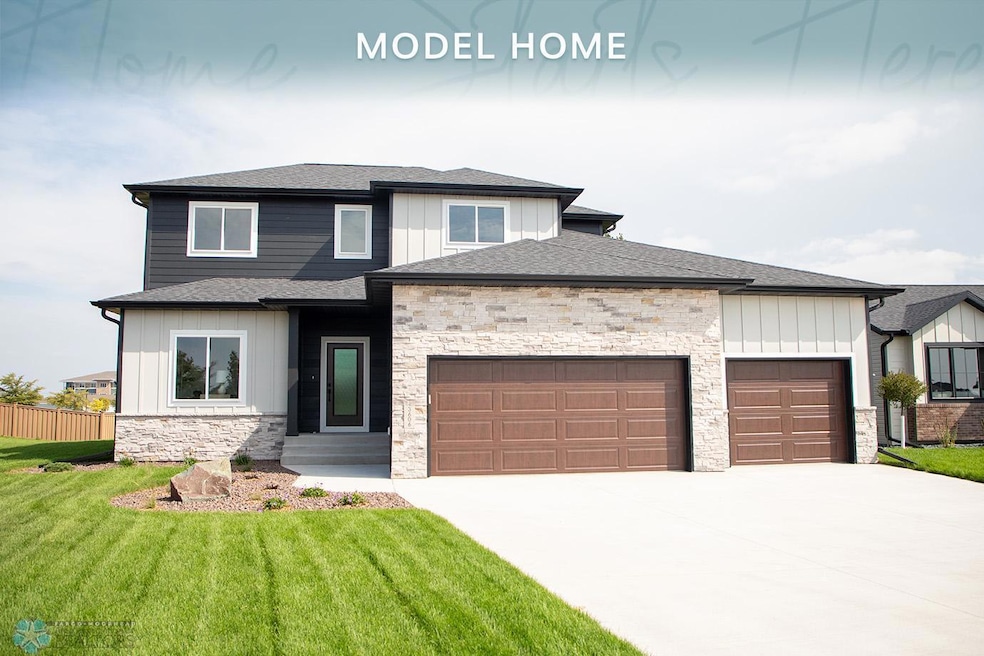3606 Decorah Way S, Fargo, ND 58104 - photo 1