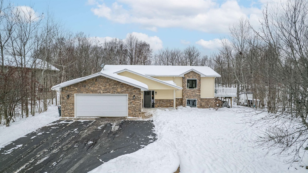 4809 Oak Ridge Dr, Duluth, MN 55811 - photo 1