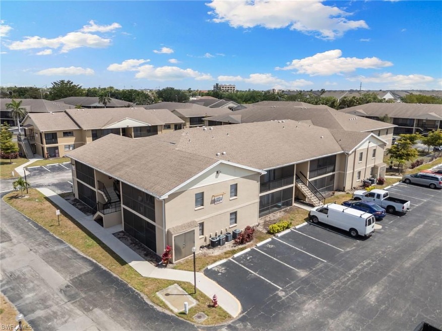 5317 Summerlin Rd unit 1713, Fort Myers, FL 33919 - photo 1