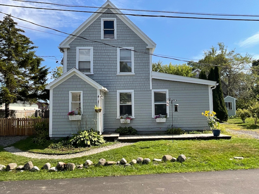 6 Otis St, Searsport, ME 04974 - photo 1
