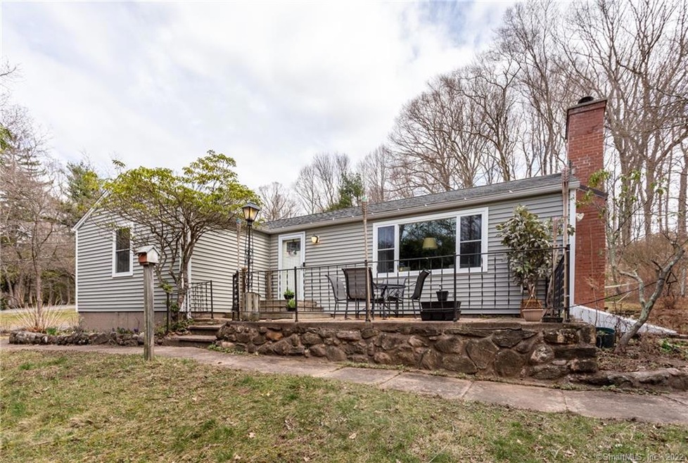 262 Bell St, Glastonbury, CT 06033 - photo 1