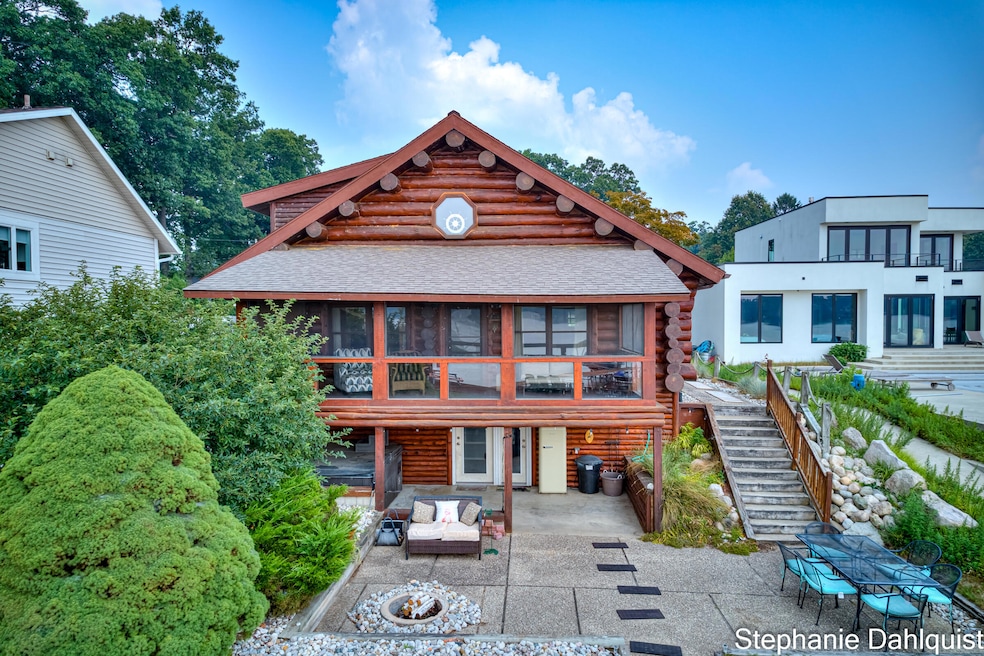 1601 Westwind Ct, Muskegon, MI 49445 - photo 1