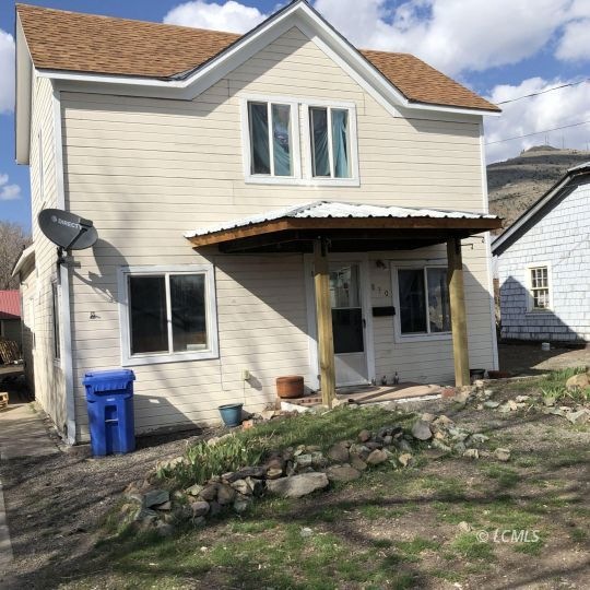 830 Center St, Lakeview, OR 97630 - photo 1