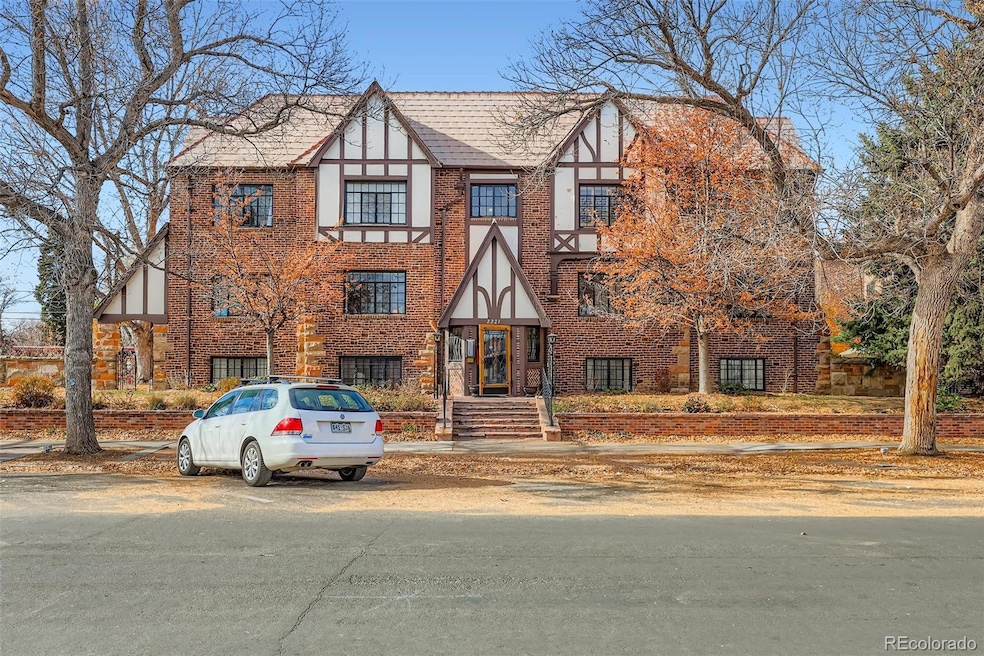 2221 Kearney St unit 6, Denver, CO 80207 - photo 1