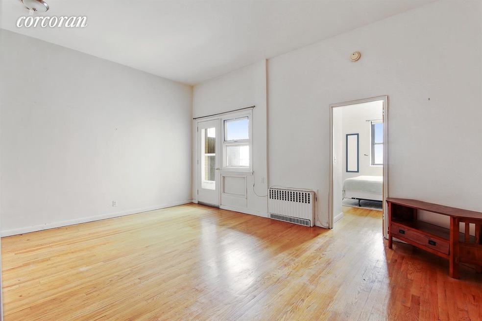 27 W 71st St unit 4C, New York, NY 10023 - photo 1