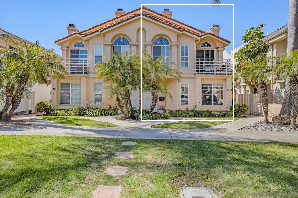 1051 Beryl St unit B, San Diego, CA 92109 - photo 1