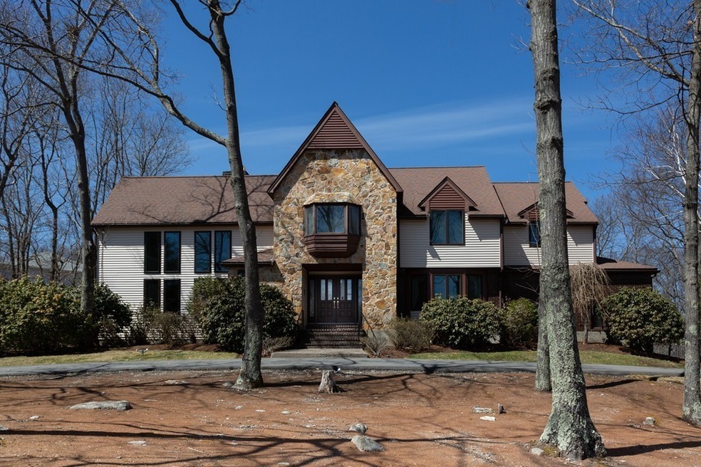 47 Castle Dr, Sharon, MA 02067 - photo 1