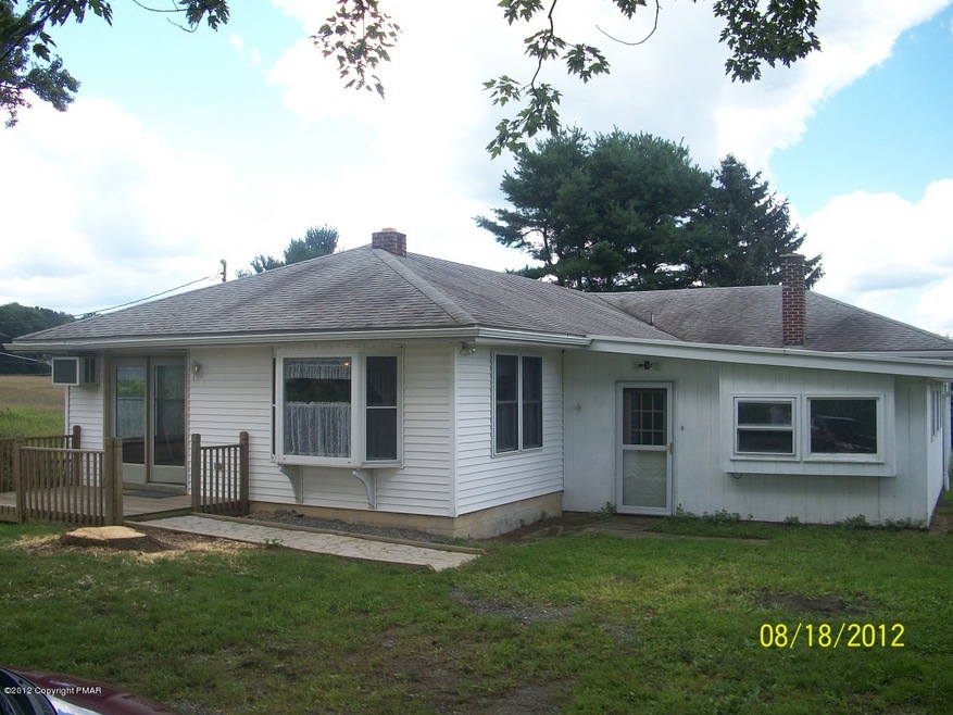 255 Bittenbender Dr, Stroudsburg, PA 18360 - photo 1