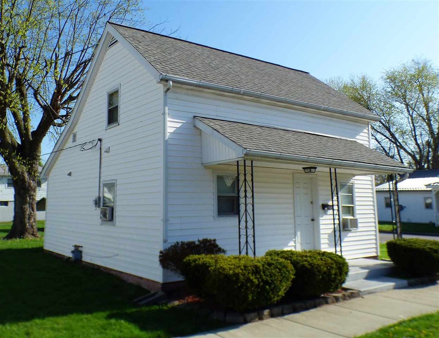 412 E Maple St, Washington, IN 47501 - photo 1