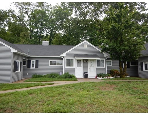 60 Robinridge Rd, Chicopee, MA 01022 - photo 1