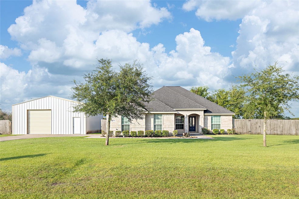10806 Harry Dr, Needville, TX 77461 - photo 1