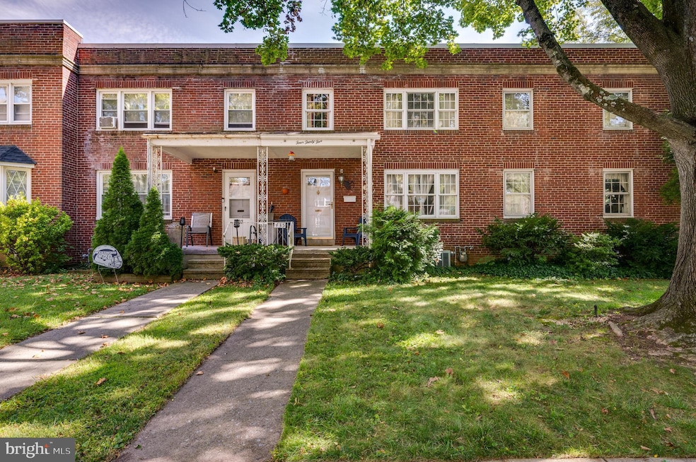 435 Sycamore Rd, Reading, PA 19611 - photo 1