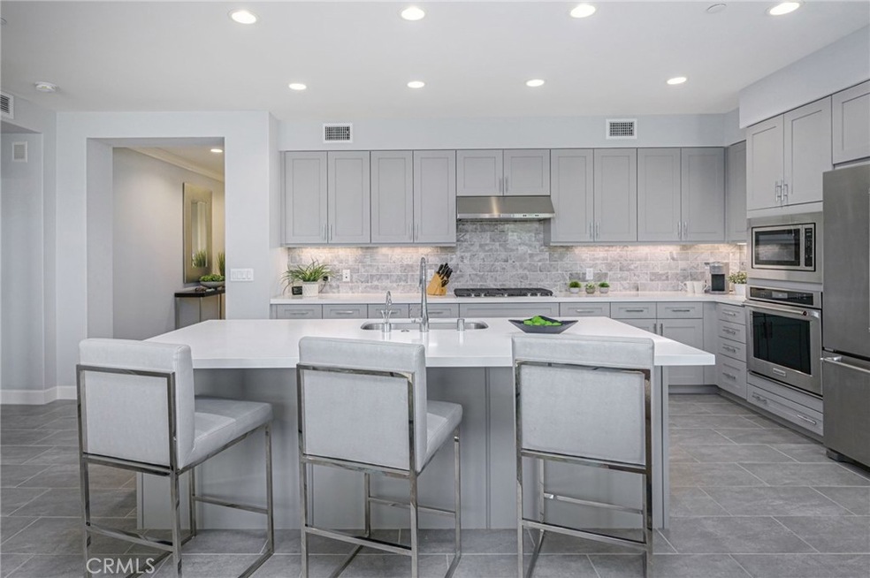 280 Buena Vida Dr unit 207, Brea, CA 92823 - photo 1