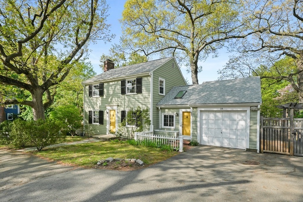 114 Cliff Rd, Milton, MA 02186 - photo 1