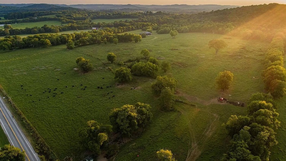 2300 Highway 231 S, Shelbyville, TN 37160 - photo 1