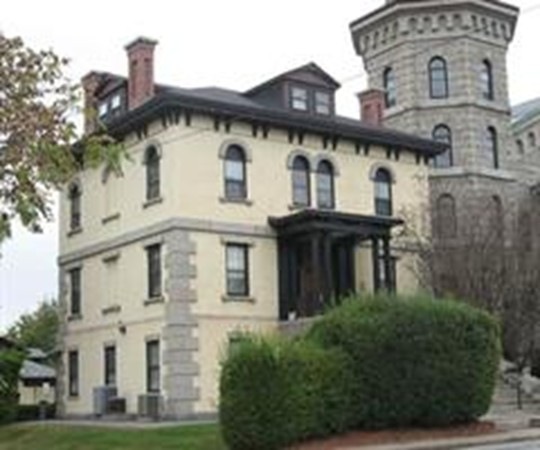 197 Thorndike St unit 3-22, Lowell, MA 01852 - photo 1