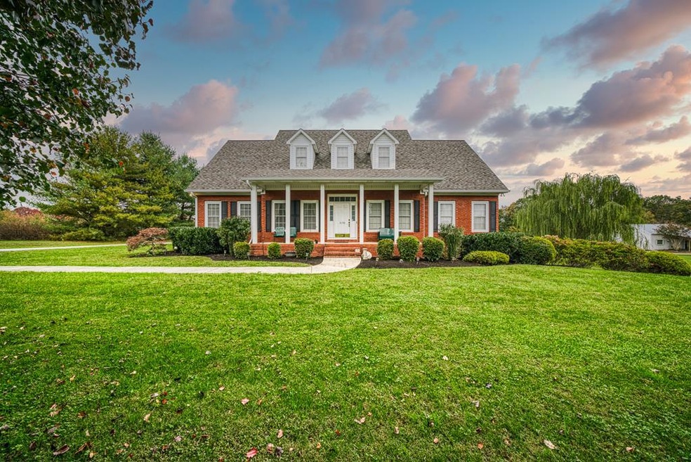 5150 E Victory View Dr, Cookeville, TN 38506 - photo 1