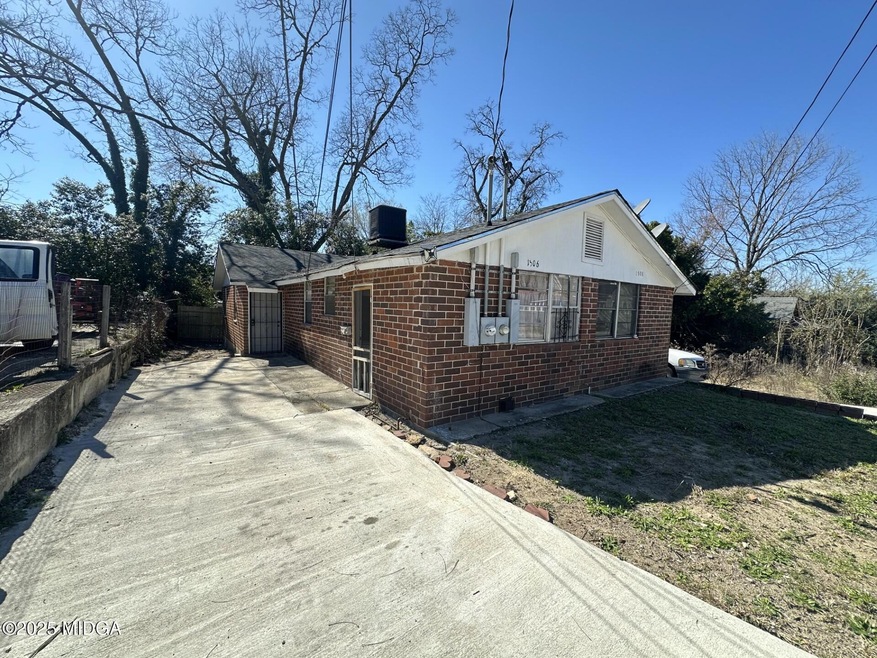 1506 Walnut St, Macon, GA 31201 - photo 1