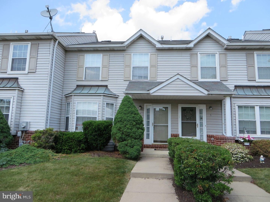 4 Red Tail Ct, Royersford, PA 19468 - photo 1