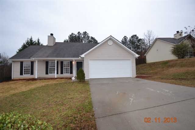 5050 Lancashire Ct, Flowery Branch, GA 30542 - photo 1