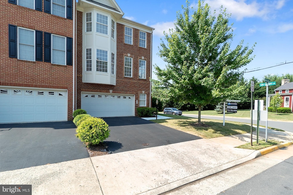 800 Maple Flats Terrace, Purcellville, VA 20132 - photo 1