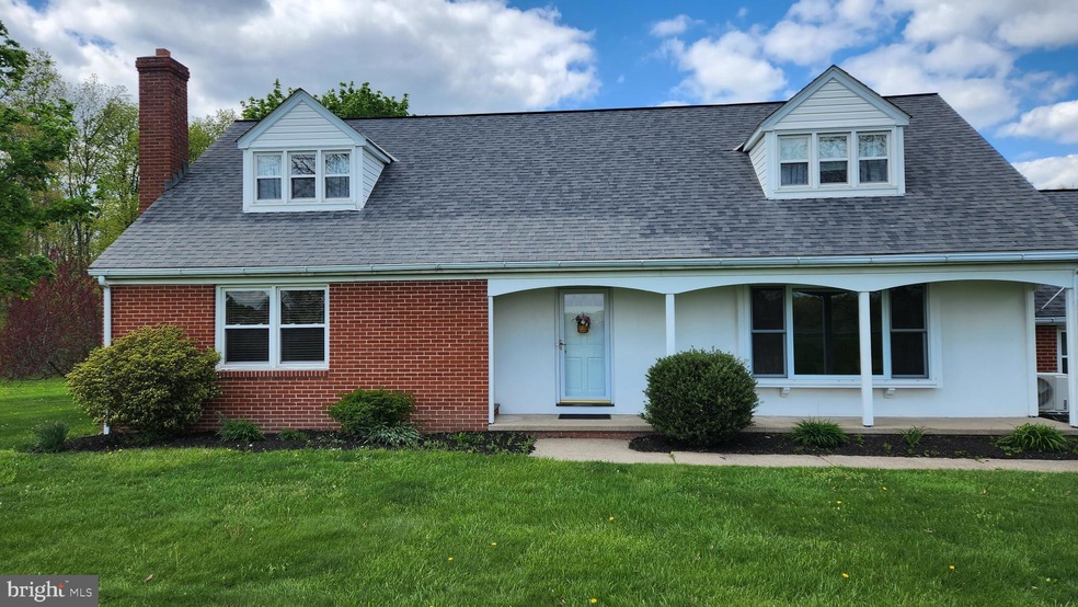 2988 Bedminster Rd, Perkasie, PA 18944 - photo 1