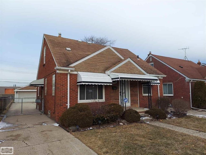 27293 Leroy St, Roseville, MI 48066 - photo 1