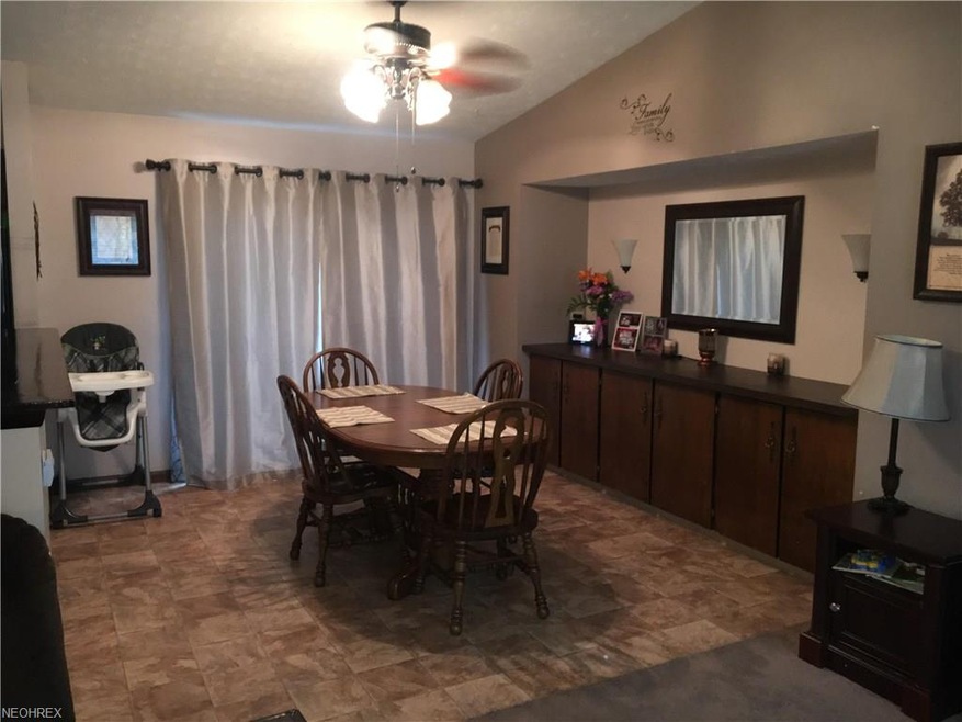 5960 Dailey Rd, Akron, OH 44319 - photo 1