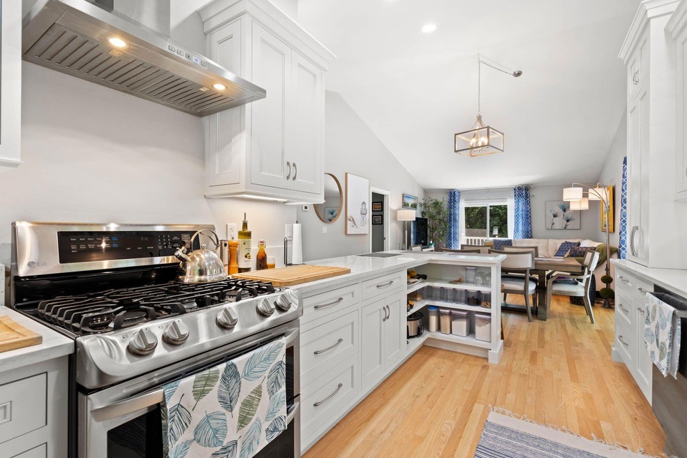 1315 W Main St, Lake Geneva-6