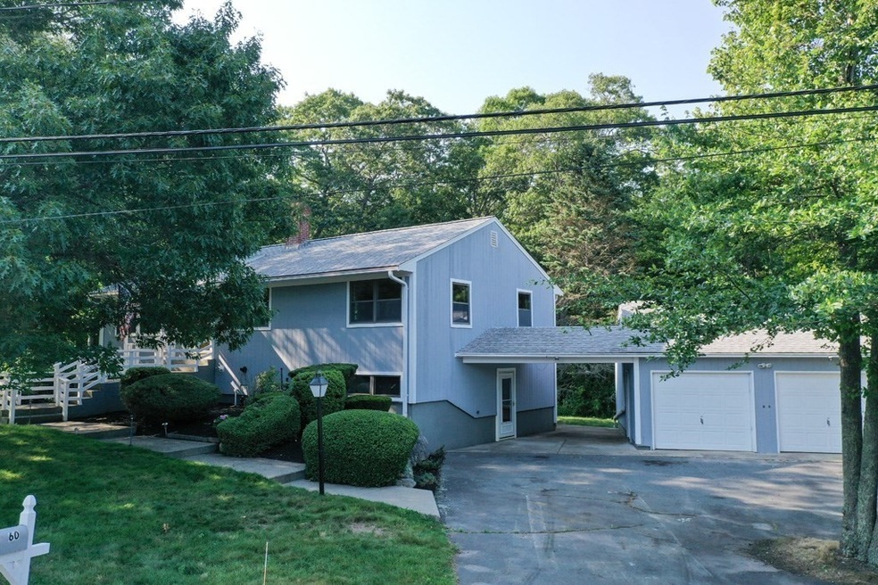 60 William St, South Dartmouth, MA 02748 - photo 1
